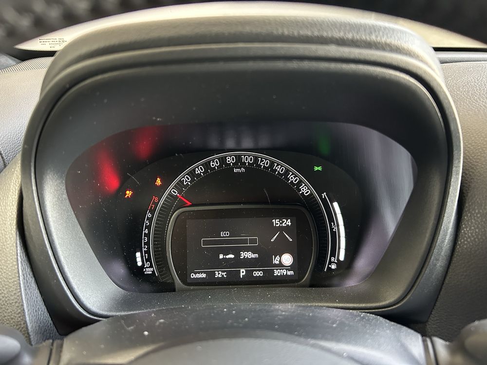 Toyota Aygo X 1.0 Pulse CVT de 2025