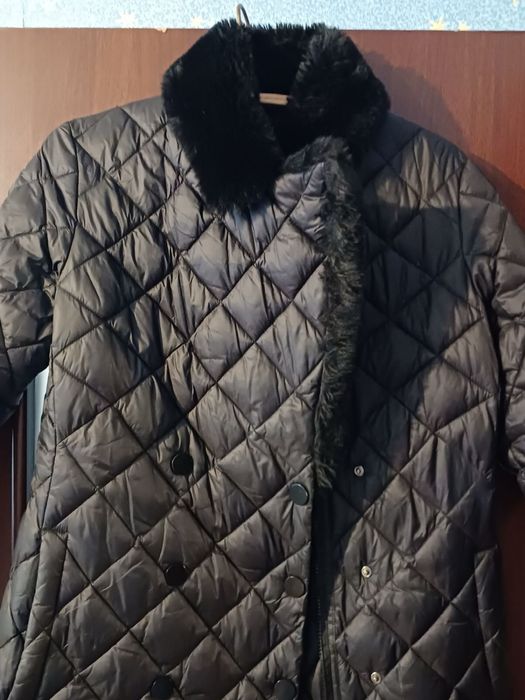 Жіноче, стьобане пальто розмір 46 в ідеальному стані