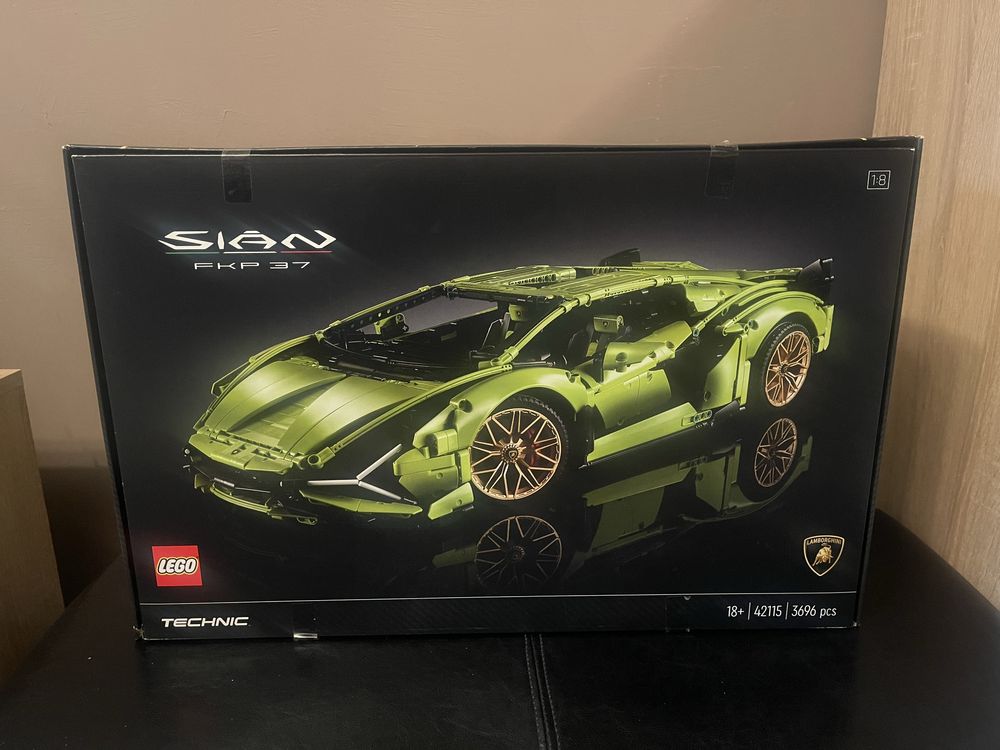Nowy Lego Technic 42115 Lamborghini Sian