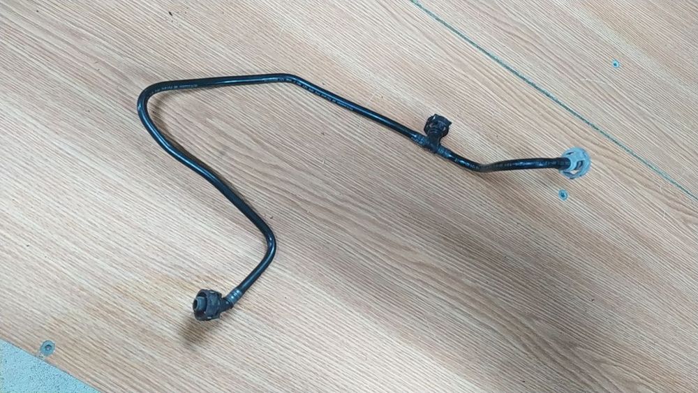 Porsche cayenne 9y0 трубка обратки 4m0121081f