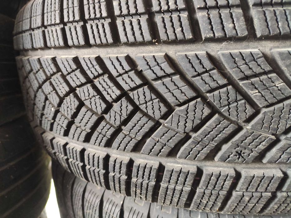 2 opony zimowe 255/55 R19 111 H Goodyear UltraGrip Performance Gen-1