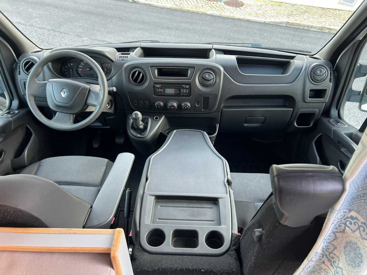 Renault Master III 2.3 L2H2 - Especial Dormitório