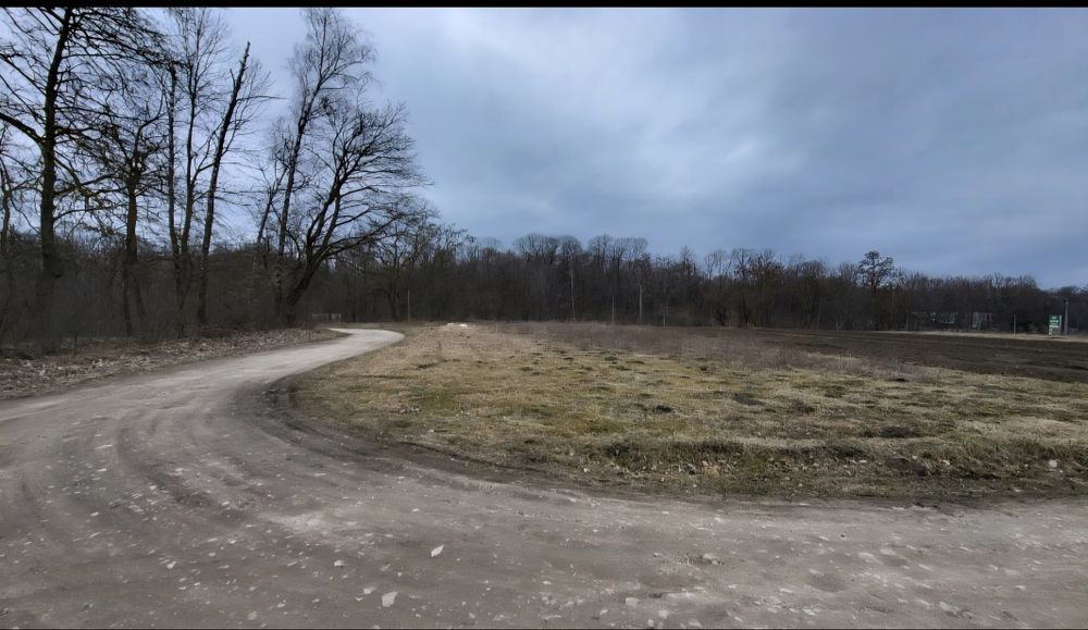 Продається ділянка під житлову забудову