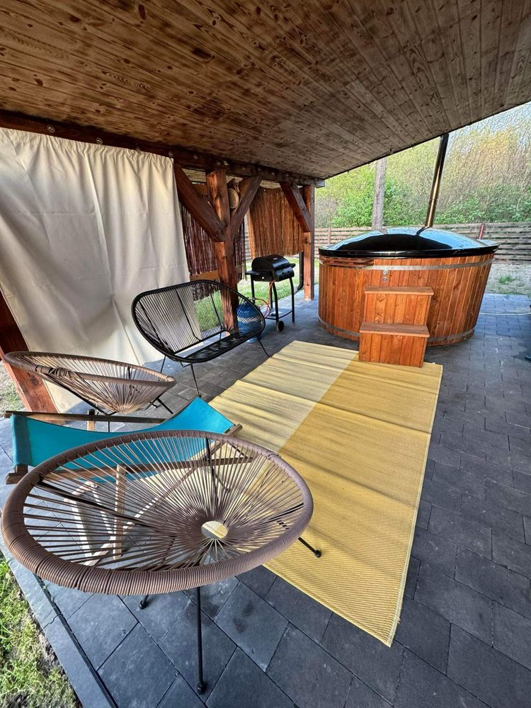 Domek letniskowy z jacuzzi (termobania), sauna, staw, 7-osobowy