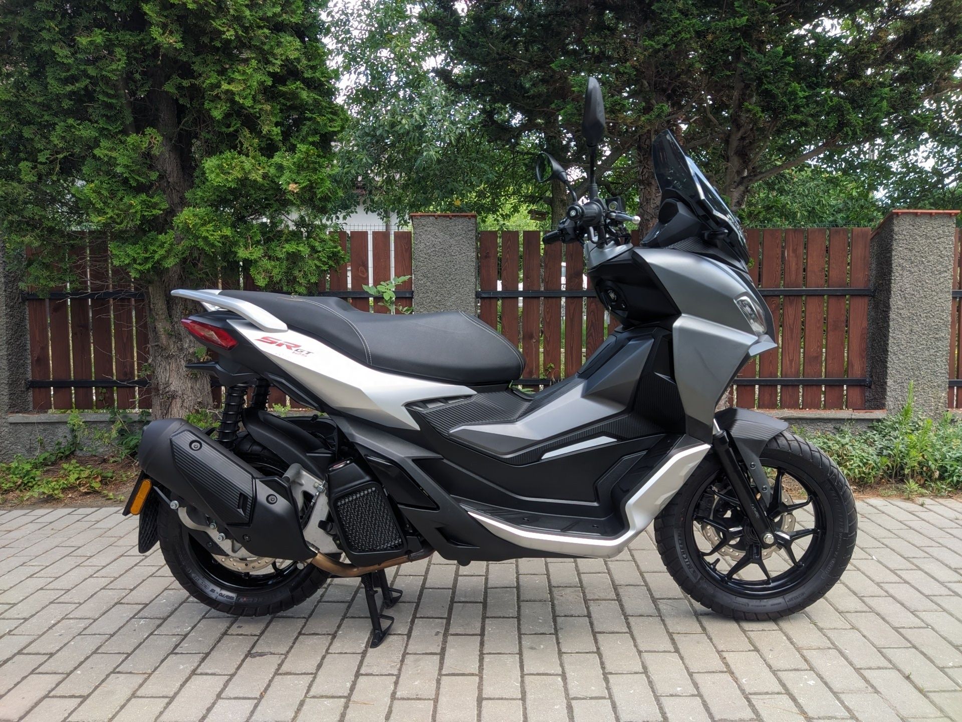 REZERWACJA Aprilia SR GT 125/50, 2023r motorower, RATY