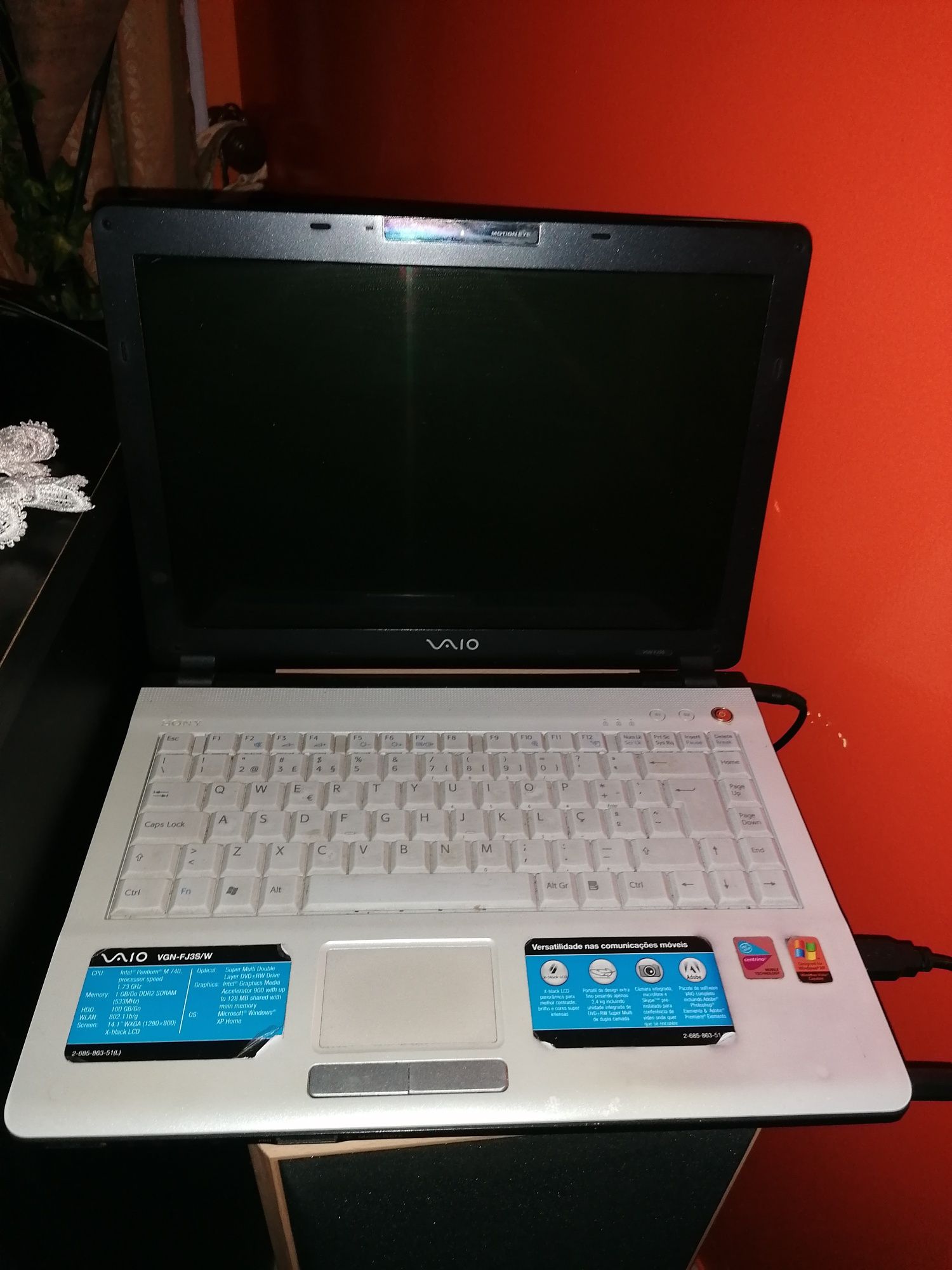 Computador Sony vaio com 4 gigas RAM