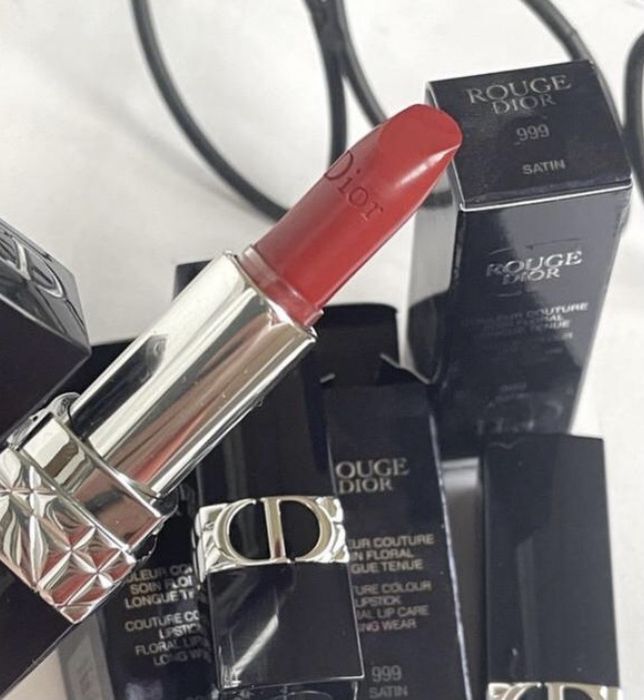 Помада Dior rounge dior, satine, 999 колір
