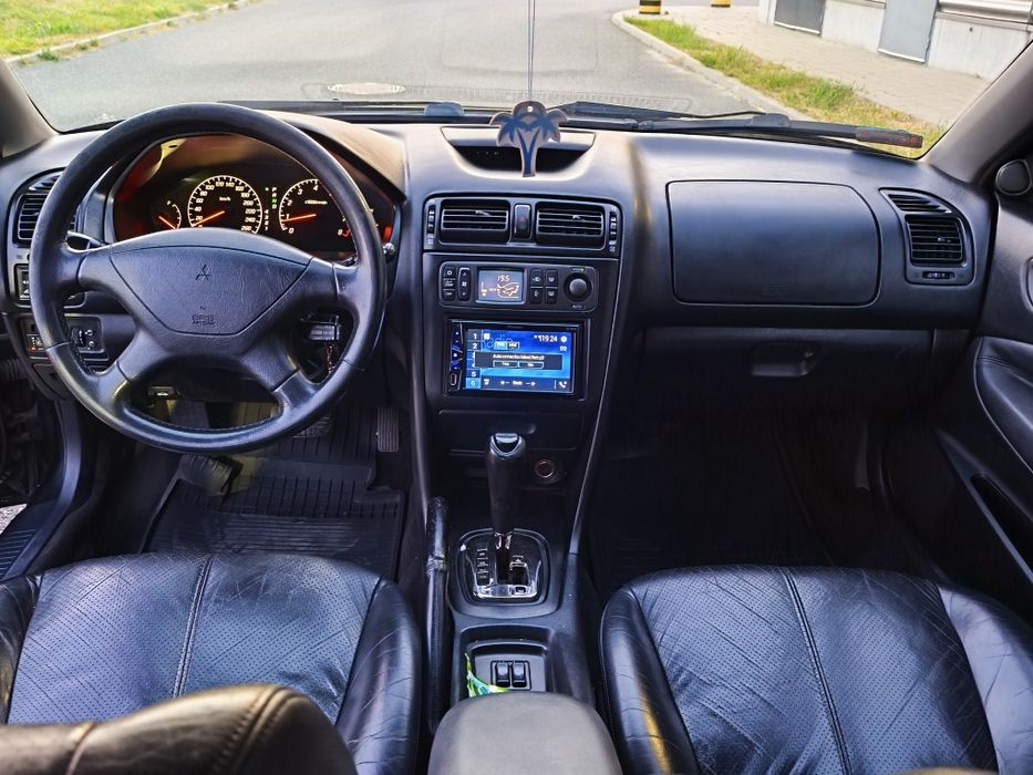 Mitsubishi Galant 2.5 V6