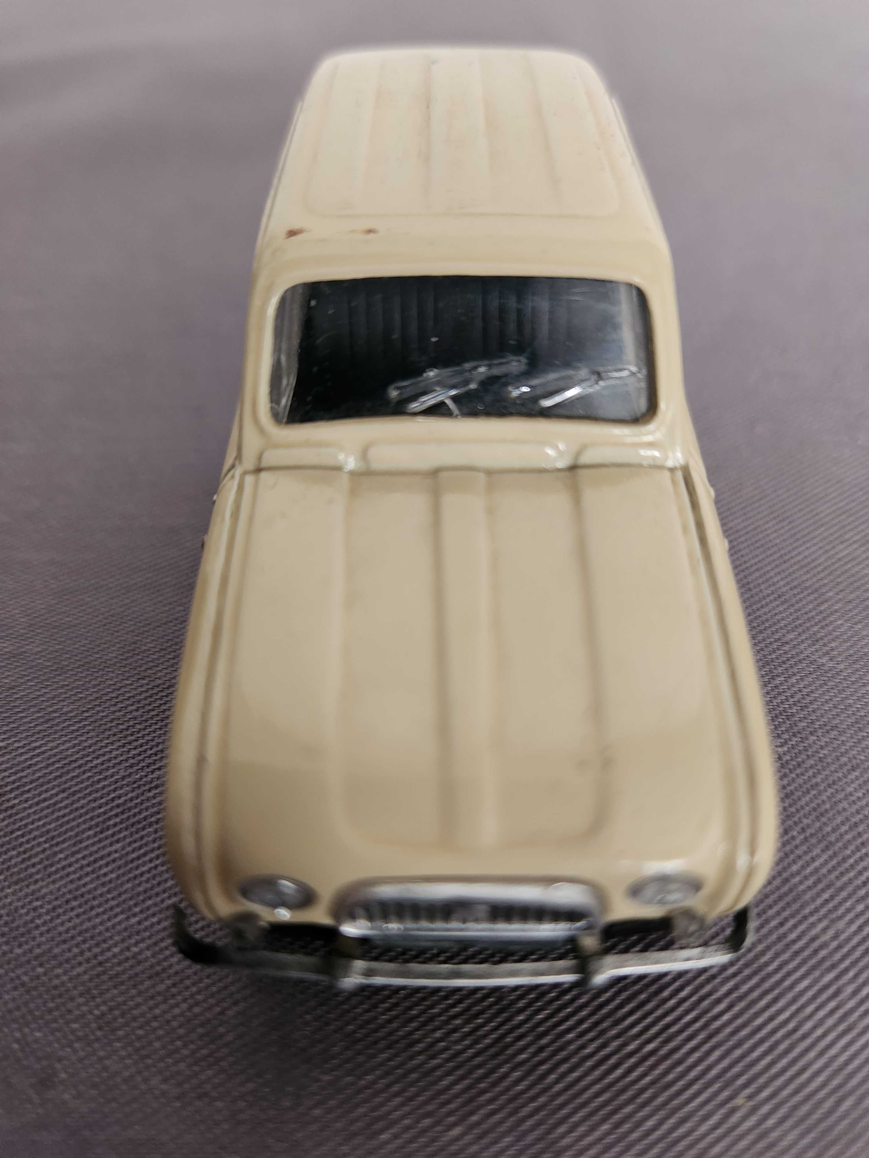 Renault 4L (Escala 1/43)