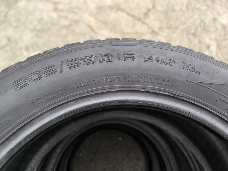 Шини зимові 205 55 R16