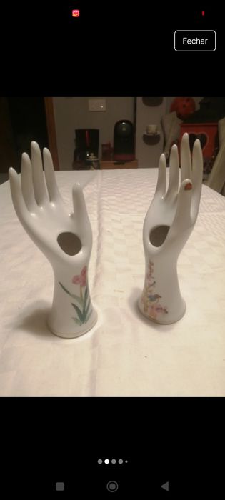 2 mãos em porcelana