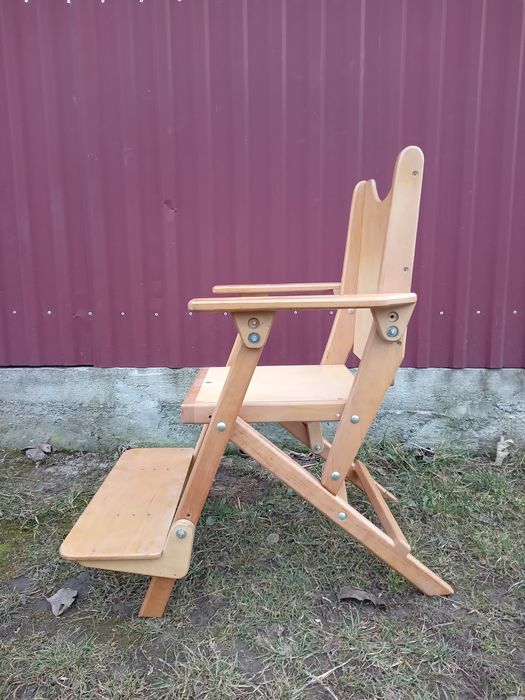 Дитячий стільчик