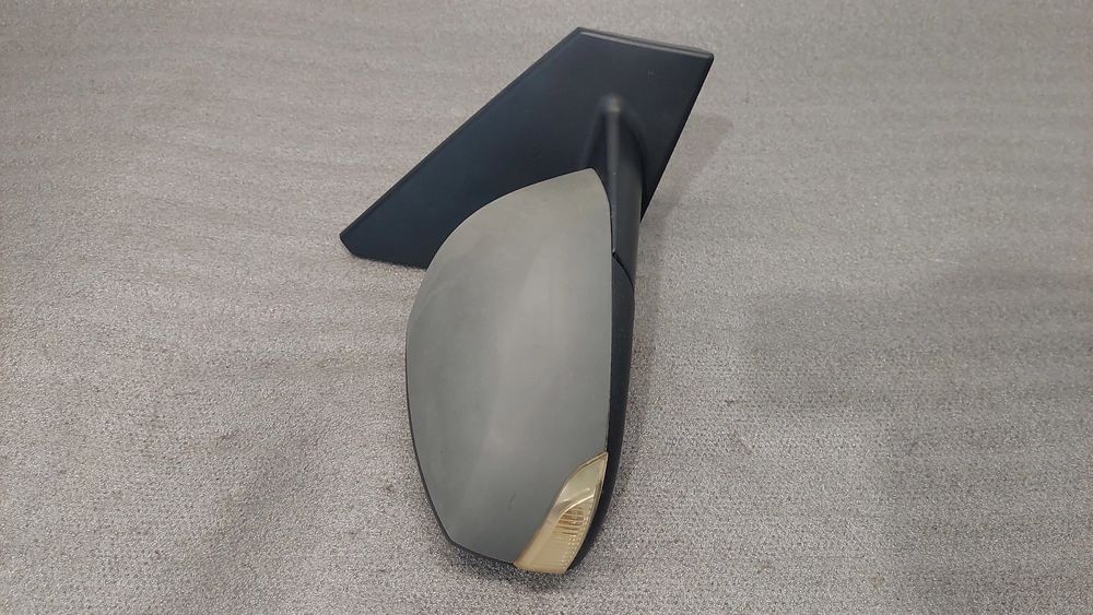 Retrovisor / espelho direito RENAULT Megane III (BZ0_)