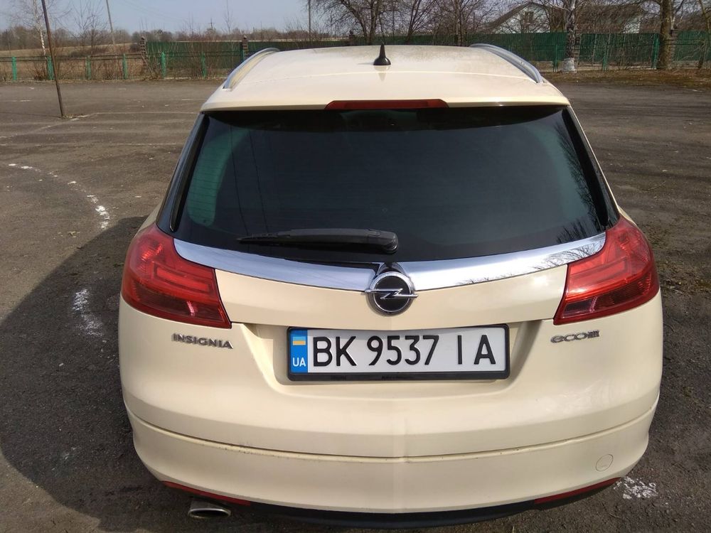 Opel insignia 2010