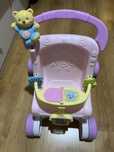 Carrinho de bonecas / andarilho da Fisher Price