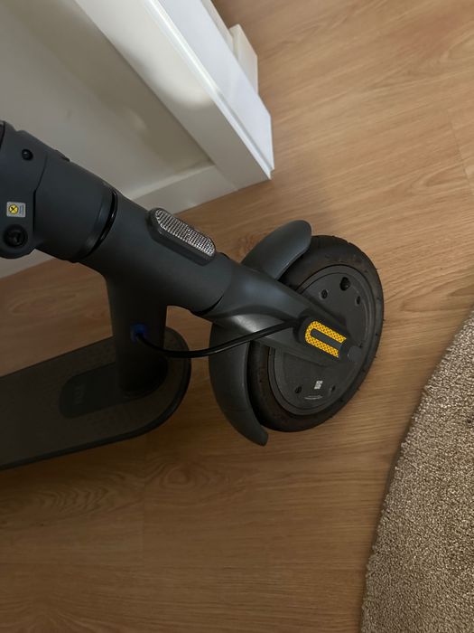 Mi Eletric Scooter 3