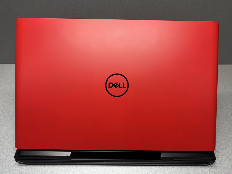 90 Ноутбук Dell Inspiron 7577 i5-7300HQ/16/628/GTX1050/15,6/60Hz