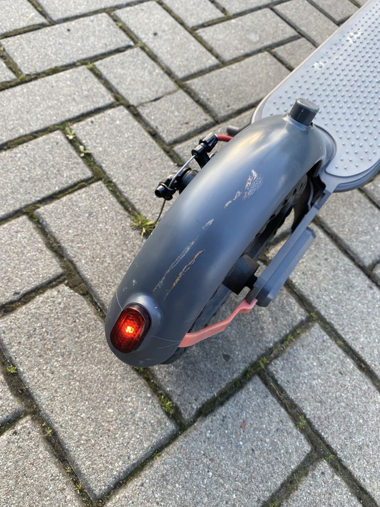 Hulajnoga Elektryczna Rebel Toys