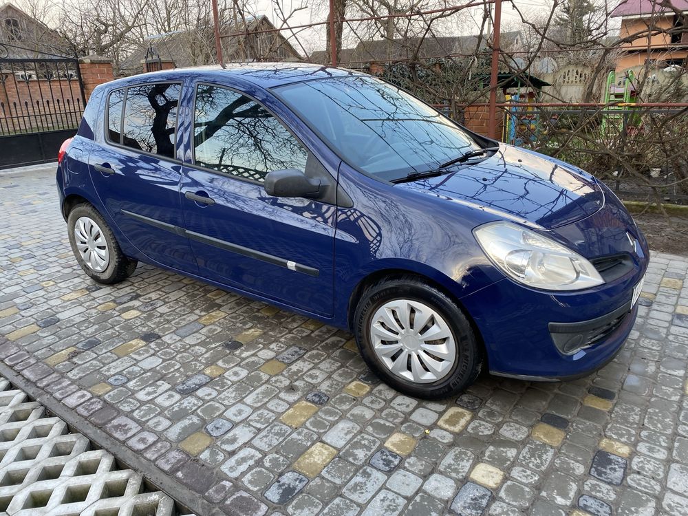 Renault Clio 2006 рік 1.2 бенз