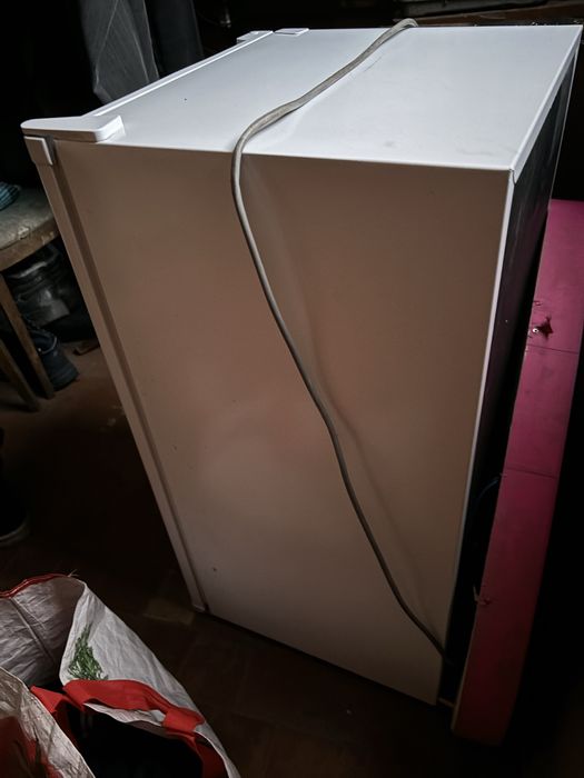 Холодильник scandilux TT85-48