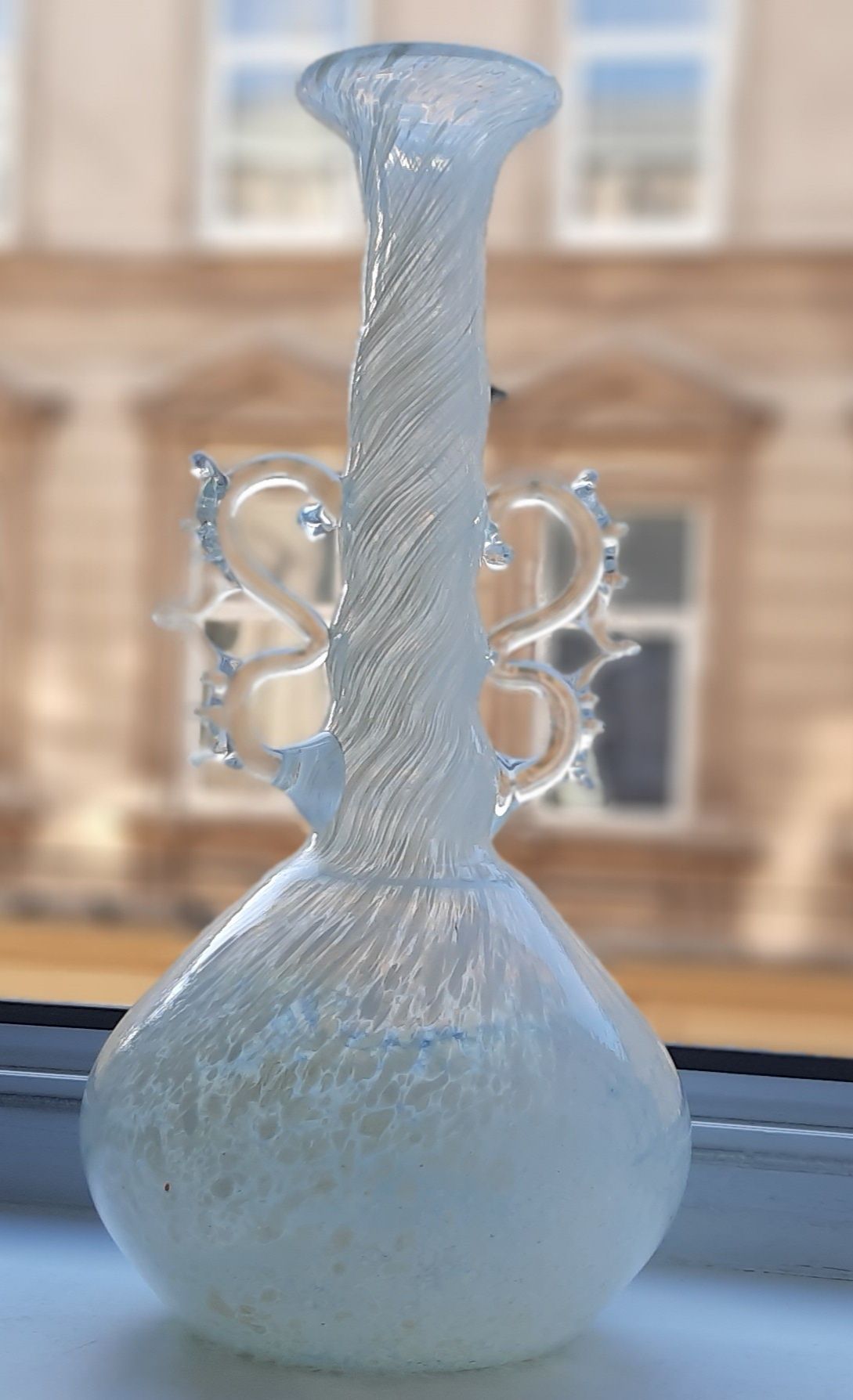 Старинные вазы; многослойное выдувное художественное стекло;гутне скло