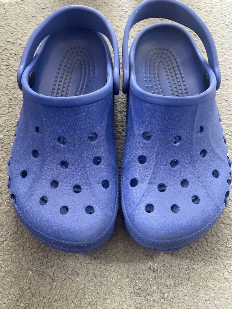 Crocs klapki niebieskie 35 cm