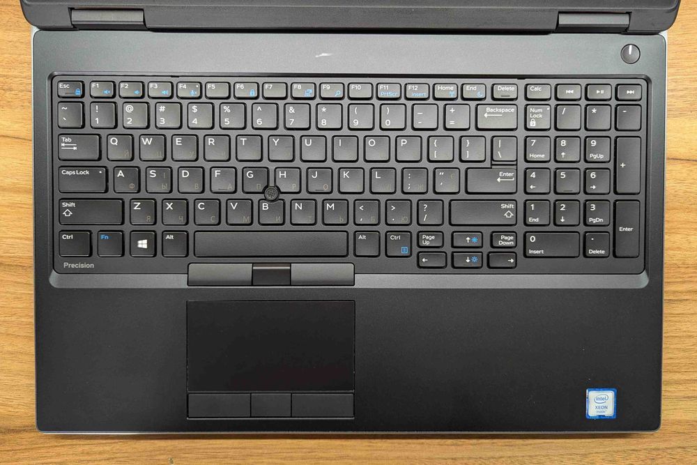 3427/Dell Precision 7530/15,6"/E-2186M/512GB SSD/RAM 32GB/P2000 4GB