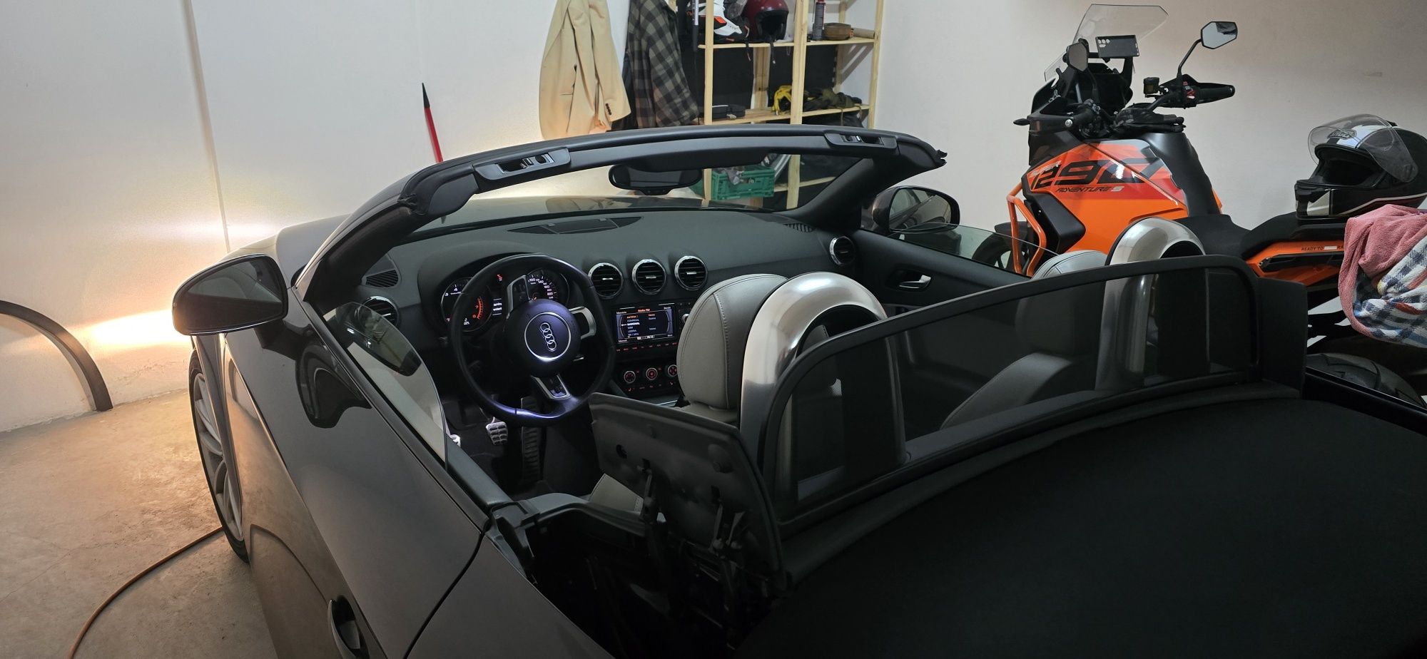 Audi TT roadster