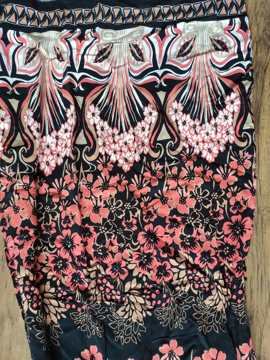 Sukienka 36 S Doroty parkins czarna w kwiaty