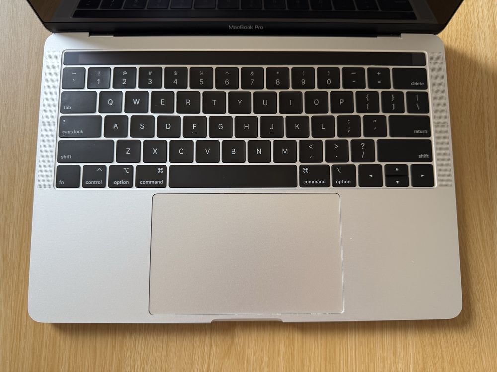 MacBook Pro 13” 2018 | i5 | 16 GB RAM | Touch Bar | Retina