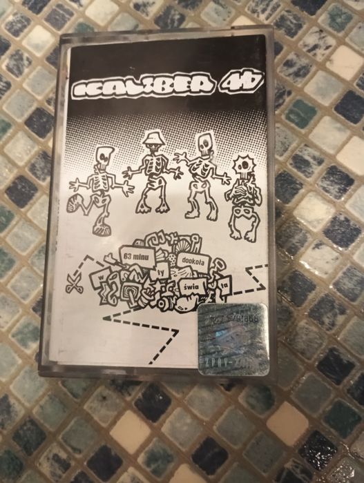 Kaliber 44 kaseta magnetofonowa.
