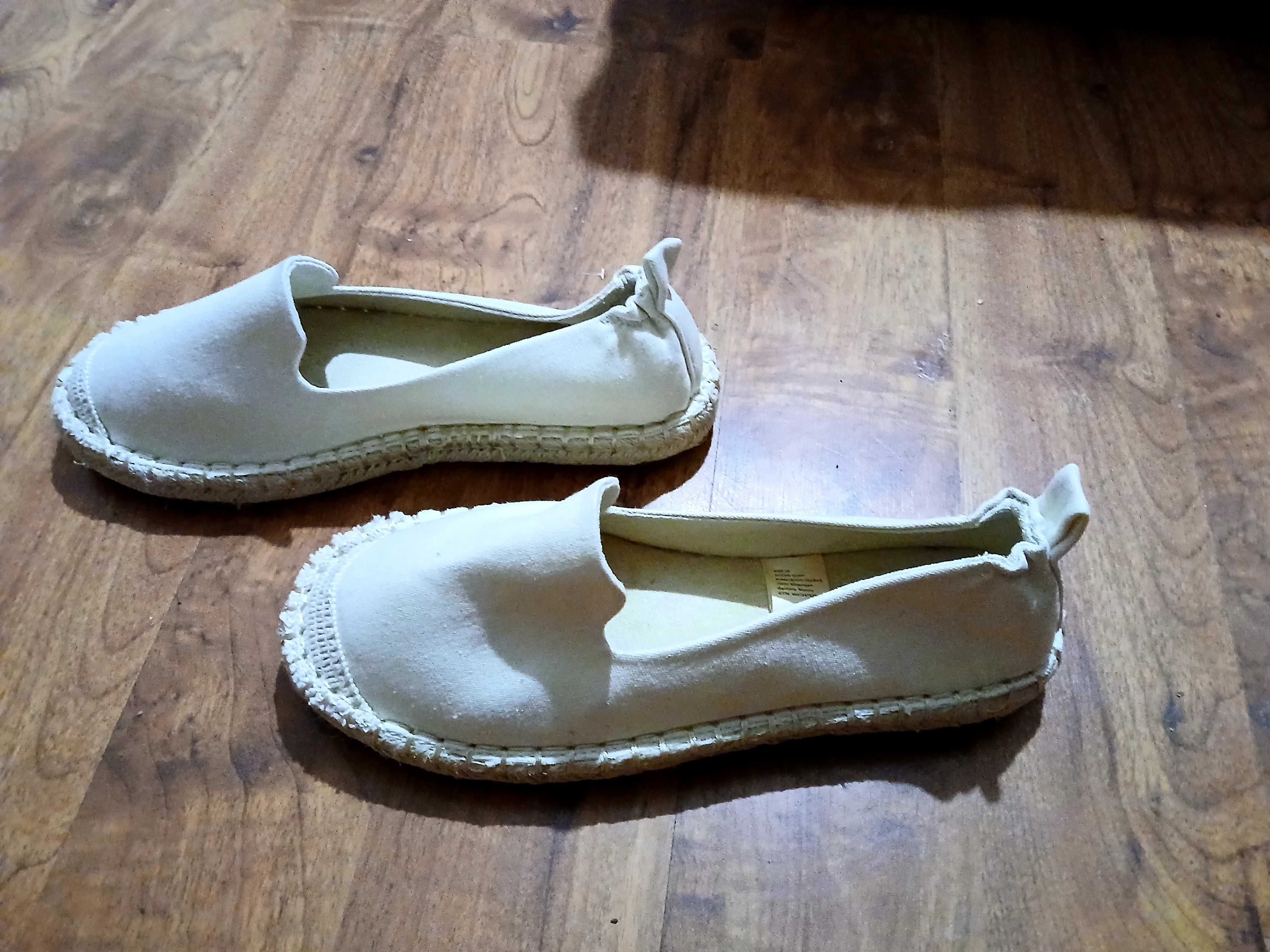 Biale damskie espadryle