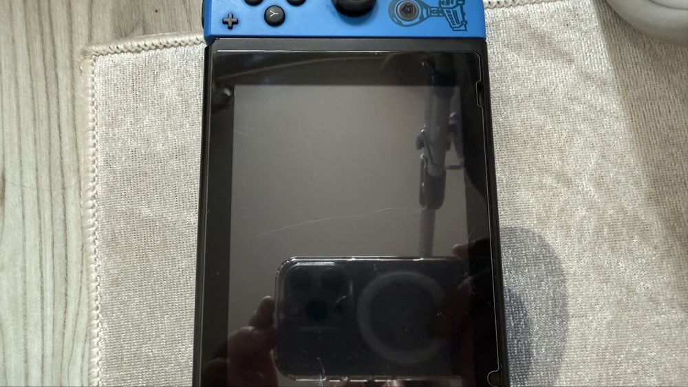 Nintendo Switch V2 Fortnite 128 GB Picofly