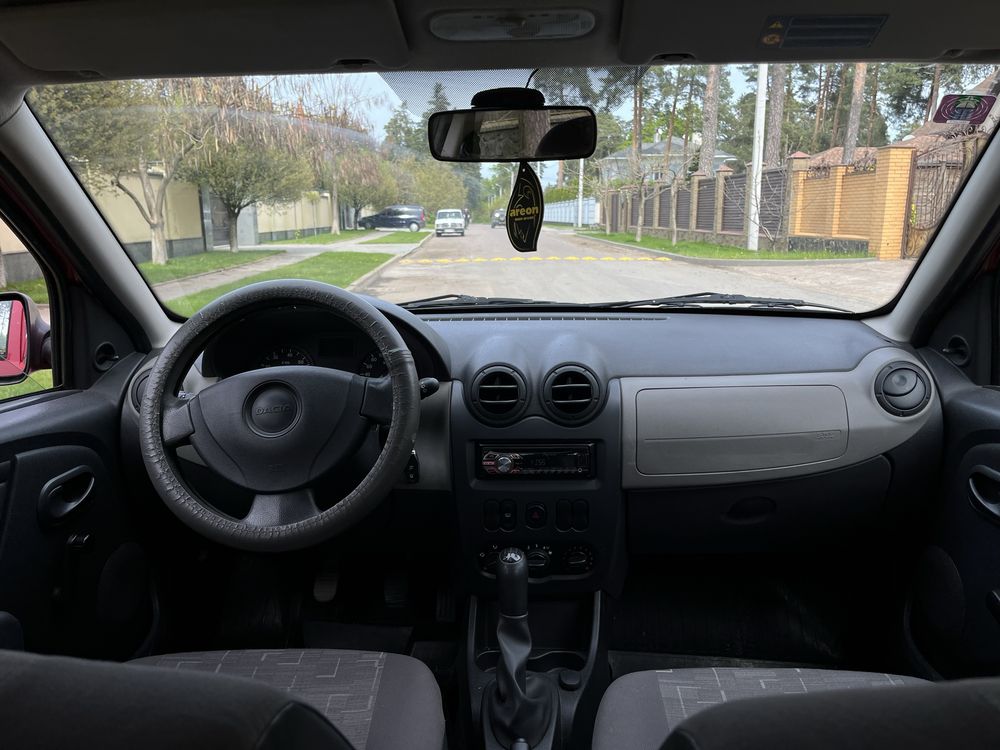 Dacia Sandero 1.2 2011