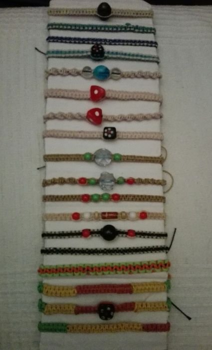 Pulseiras em Macramé