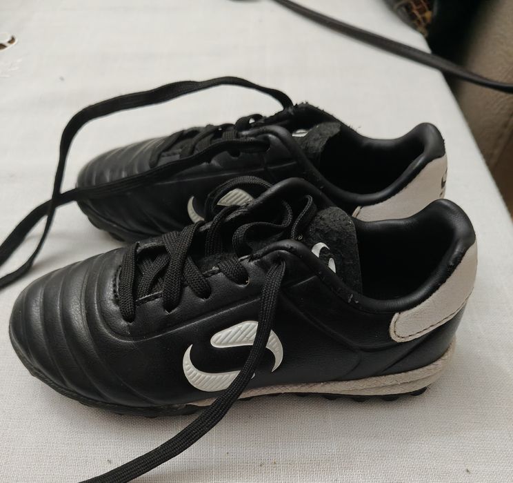 Sapatilhas futebol criança