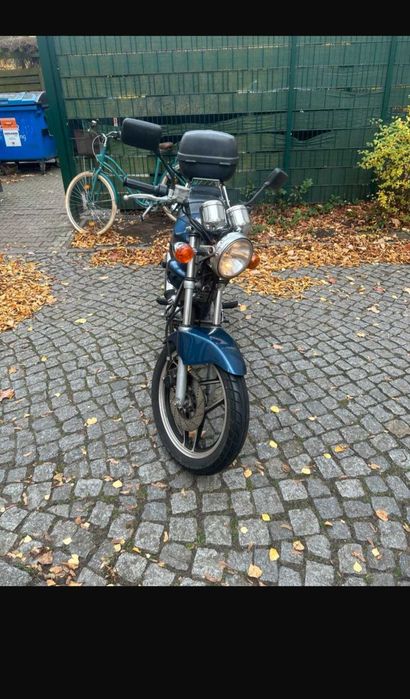 Hyusoung Suzuki GF 125 w super stanie