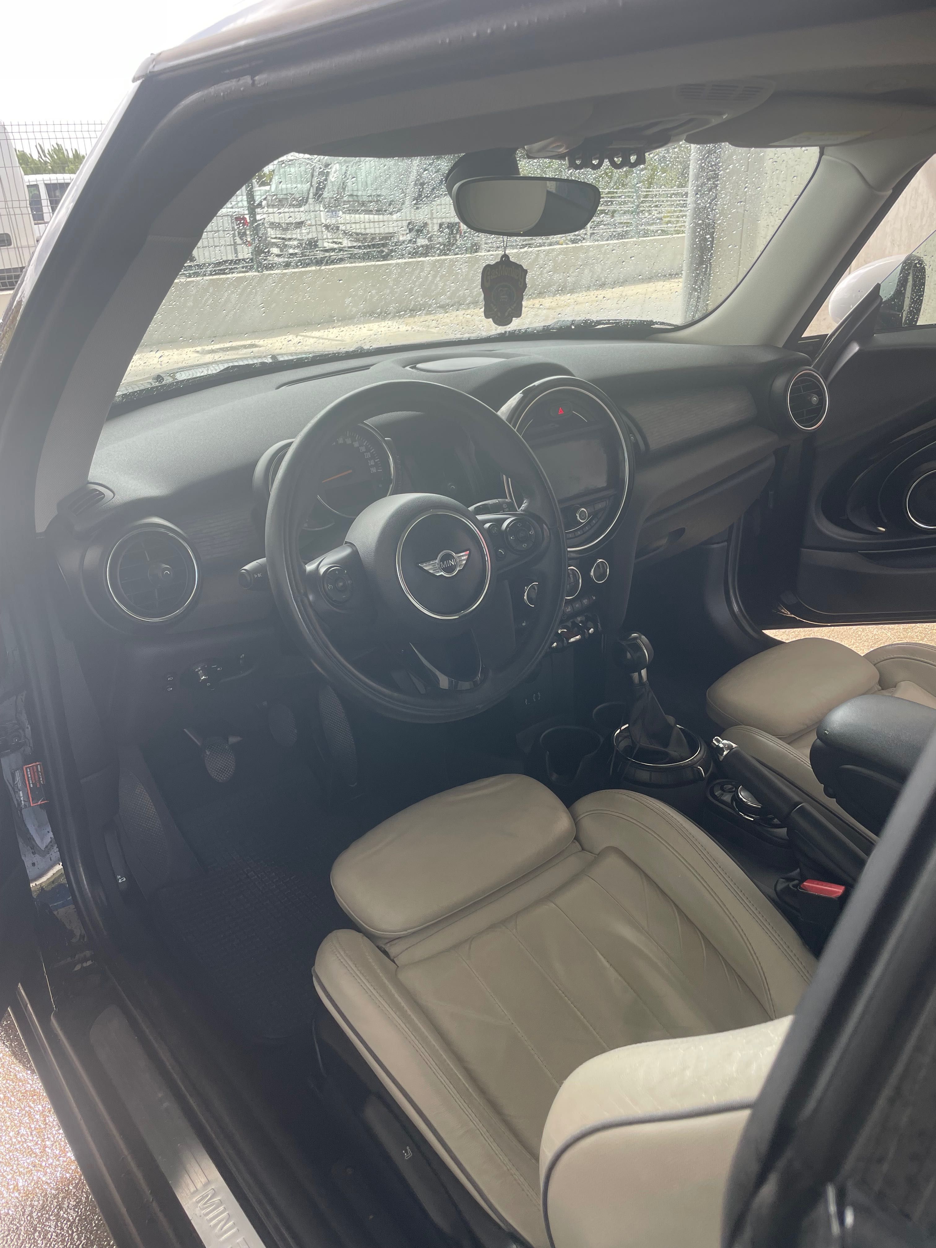 Mini cooper F56  D
