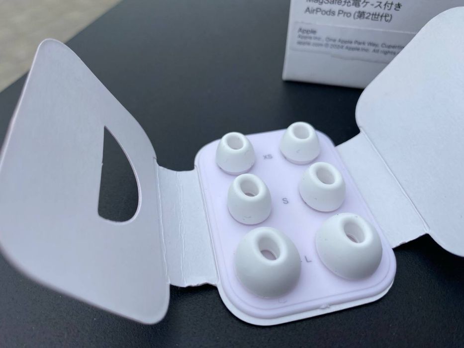 Airpods pro 2, з шумоподавом + гарантія 32 дні