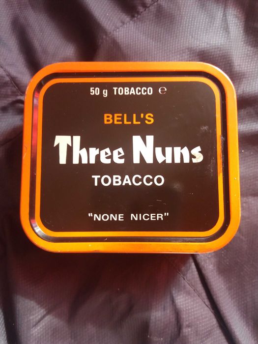Pudełko, Puszka na tytoń fajkowy Vintage Bell's Three Nuns