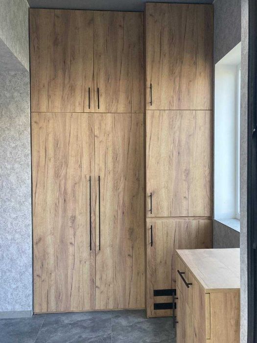 Частина будинку по вулиці Грушевського