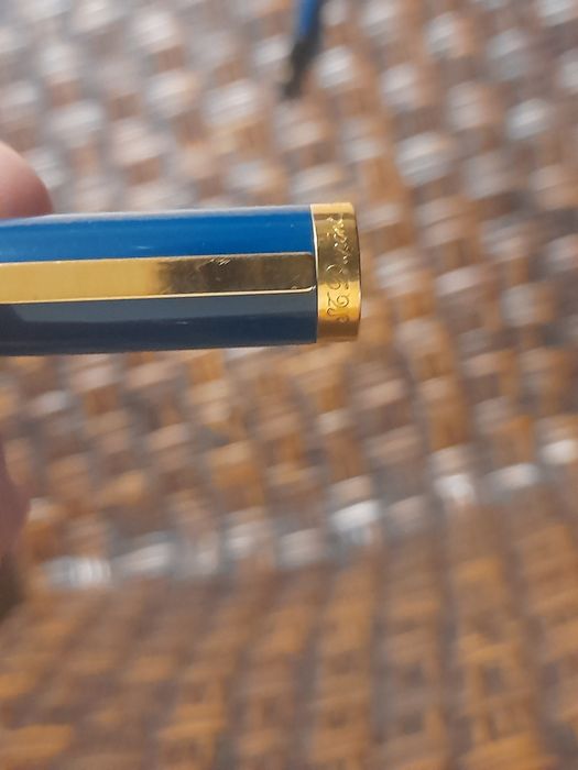 Caneta Dupont Fidélio laca aparo de ouro