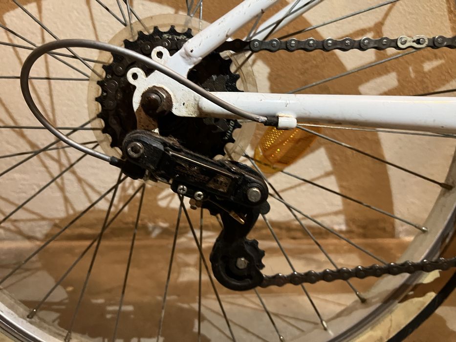 bicicleta branca poply 330