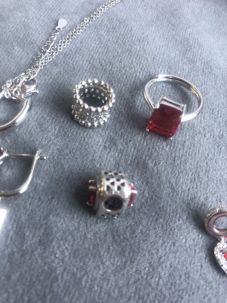 Charms rubinowe cerce w cyrkoniach