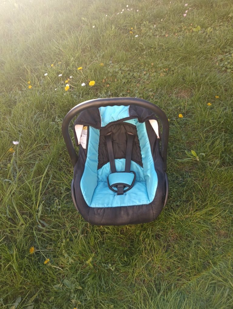 Sprzedam wózek 3 w 1