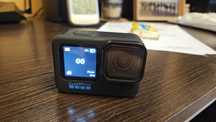 Kamera GoPro HERO 11 + dużo dodatków, baterie, ładowarki, pilot, etui
