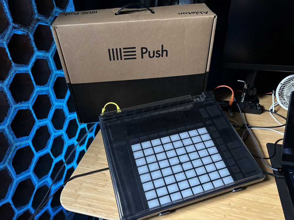 Ableton Push 2 + Decksaver + Caixa Original