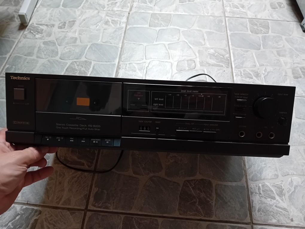 Magnetofon kasetowy Technics RSB205