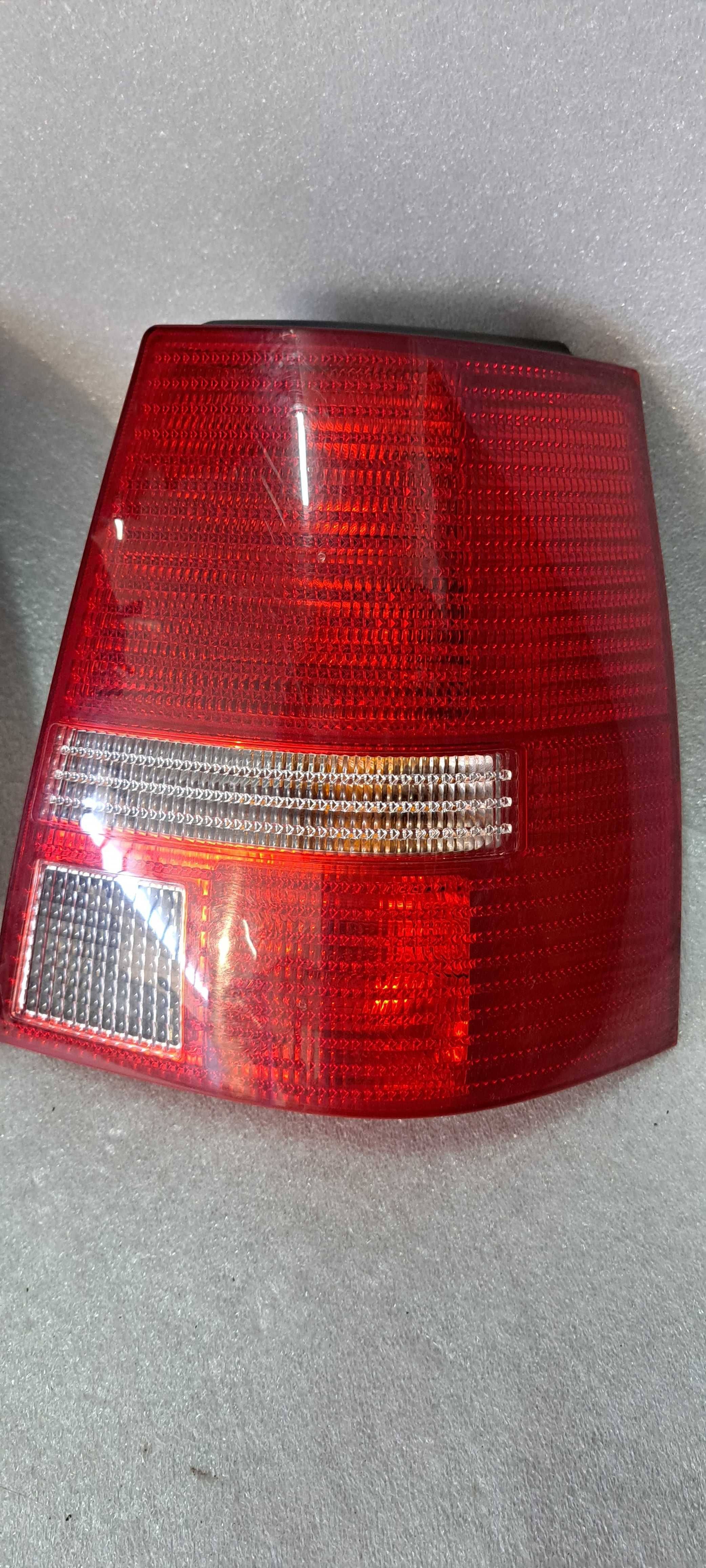 Lampa lampy tył Volkswagen Golf IV Kombi czerwone