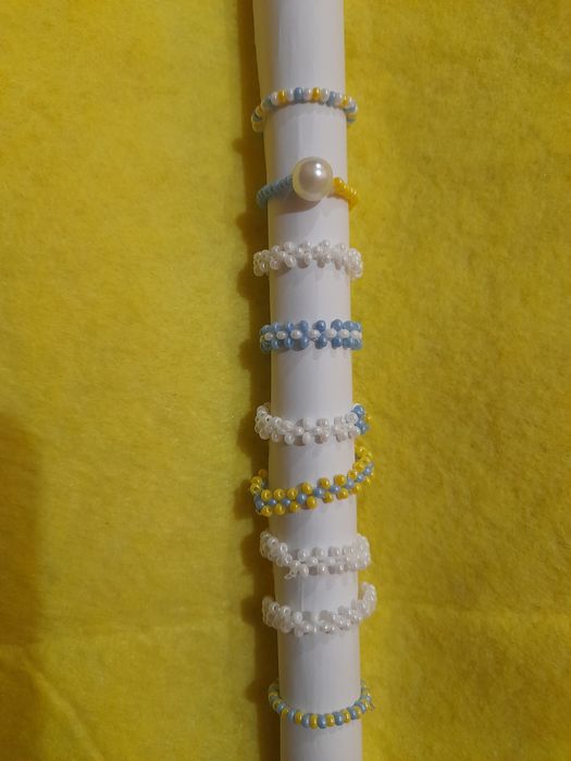 Вироби з бісеру, браслети  колечка,цепочки,брелкии